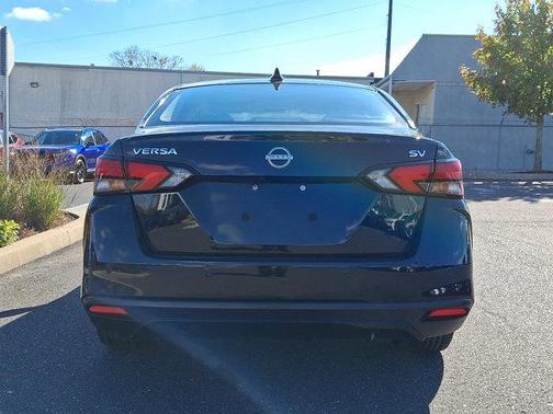 2023 Nissan Versa 1.6 SV