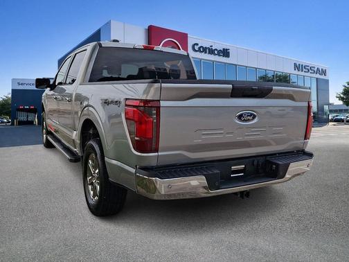Iconic Silver Met 2025 Ford F-150 XLT