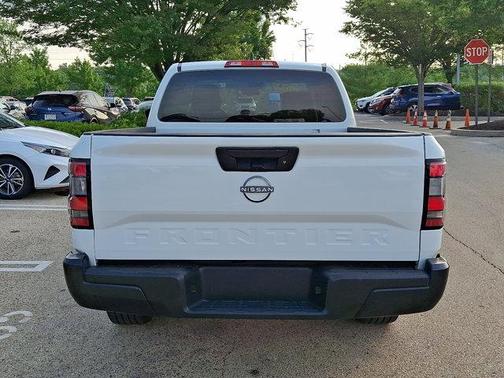 2024 Nissan Frontier S