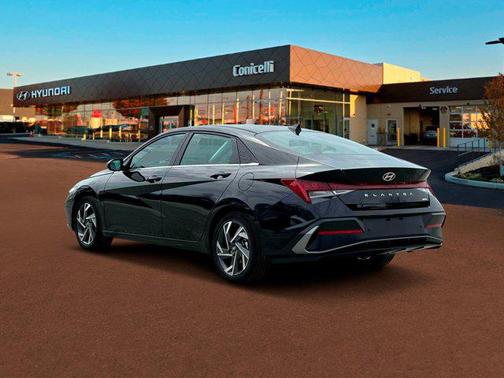 2025 Hyundai ELANTRA Limited