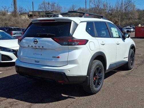 2025 Nissan Rogue Rock Creek