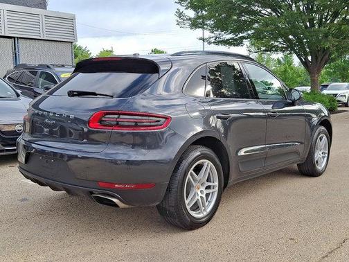 2018 Porsche Macan Base