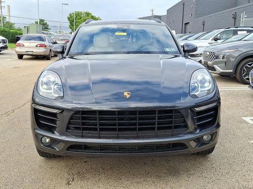 2018 Porsche Macan Base
