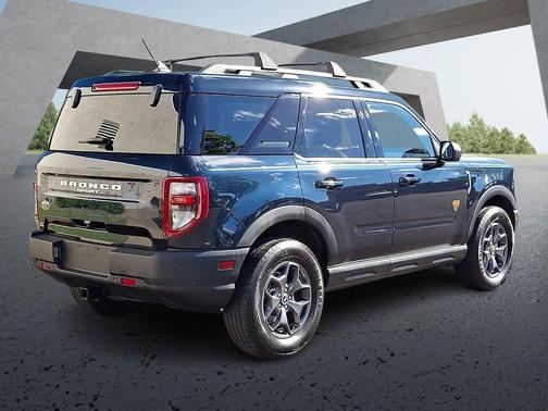 Alto Blue Metallic Tinted Clearcoat 2021 Ford Bronco Sport Badlands