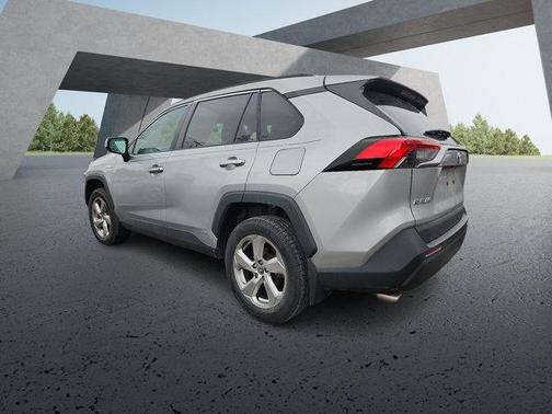 2021 Toyota RAV4 Hybrid XLE Premium