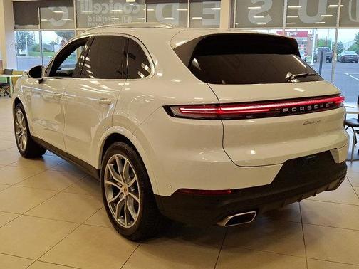 2024 Porsche Cayenne 4DR AWD