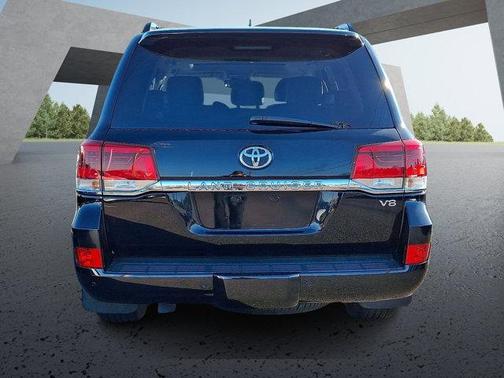 2021 Toyota Land Cruiser Base