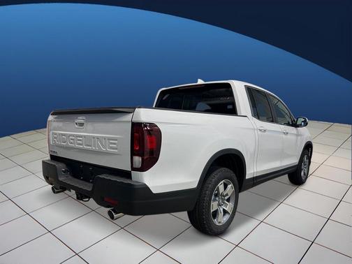 Platinum White Pearl 2026 Honda Ridgeline RTL
