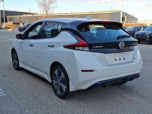 2022 Nissan Leaf SV PLUS 62 kWh