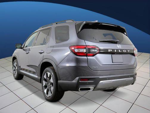 2026 Honda Pilot Touring 8-Passenger