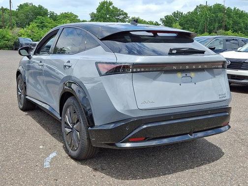 2025 Nissan ARIYA EVOLVE+