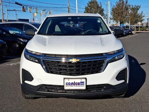 2022 Chevrolet Equinox LS