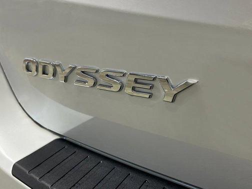 Platinum White Pearl 2026 Honda Odyssey Touring