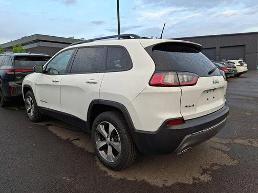 Bright White Clearcoat 2022 Jeep Cherokee Limited