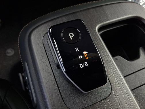 2025 Nissan ARIYA ENGAGE+