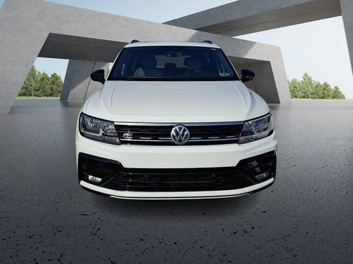White 2020 Volkswagen Tiguan 2.0T SE R-Line Black 4MOTION