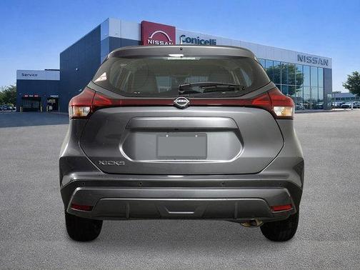 2025 Nissan Kicks S