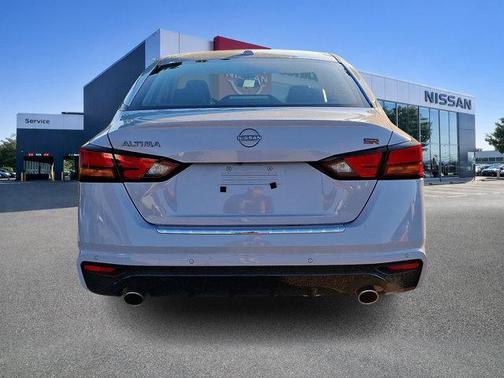 Gray Sky Pearl 2023 Nissan Altima SR FWD