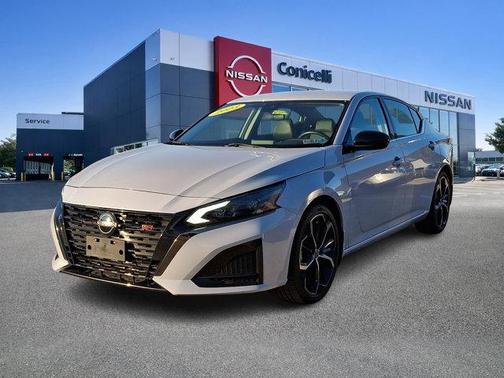 Gray Sky Pearl 2023 Nissan Altima SR FWD