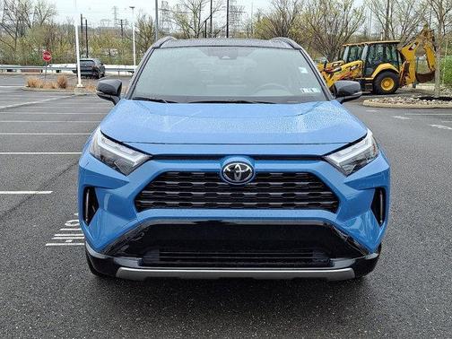 2025 Toyota RAV4 Hybrid SE