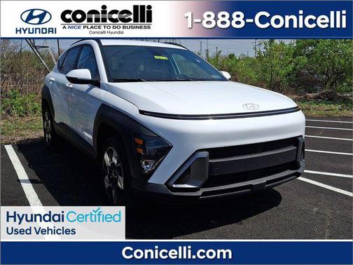 Atlas White 2025 Hyundai KONA SEL