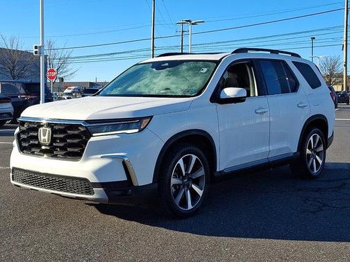 2023 Honda Pilot AWD Elite