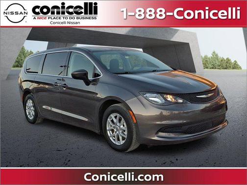 2023 Chrysler Voyager LX