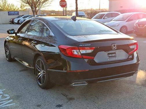 2022 Honda Accord Touring 2.0T