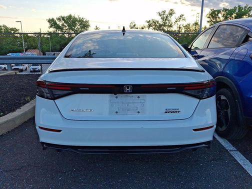 Platinum White Pearl 2023 Honda Accord Hybrid Sport-L