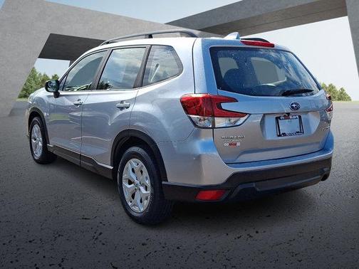 Ice Silver Metallic 2020 Subaru Forester Base