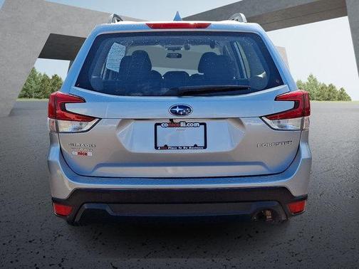 Ice Silver Metallic 2020 Subaru Forester Base