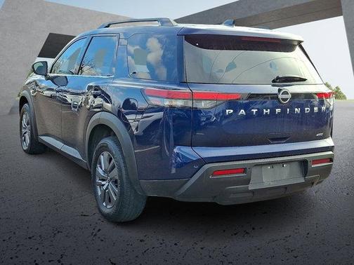 2025 Nissan Pathfinder SV 4WD