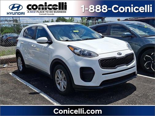 Clear White 2018 Kia Sportage LX