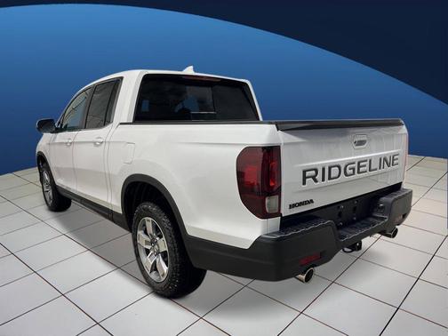 Platinum White Pearl 2026 Honda Ridgeline RTL