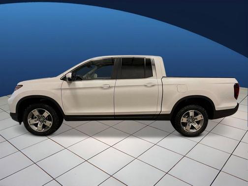 Platinum White Pearl 2026 Honda Ridgeline RTL
