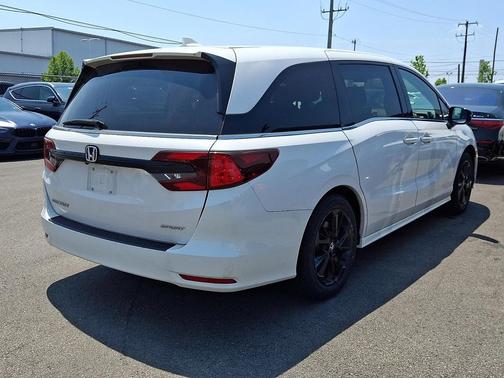 Platinum White 2023 Honda Odyssey Sport