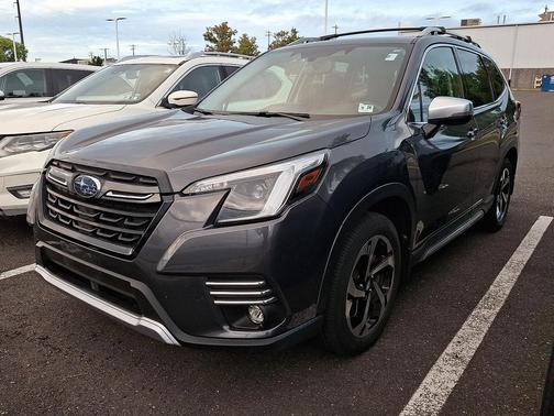 Magnetite Gray Metallic 2023 Subaru Forester Touring