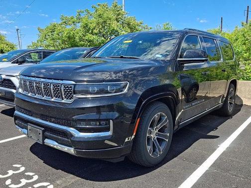 Diamond Black Crystal Pearlcoat 2024 Jeep Grand Wagoneer L 4x4