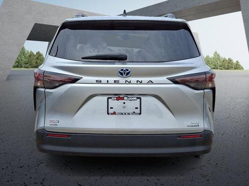 2023 Toyota Sienna XLE 7 Passenger