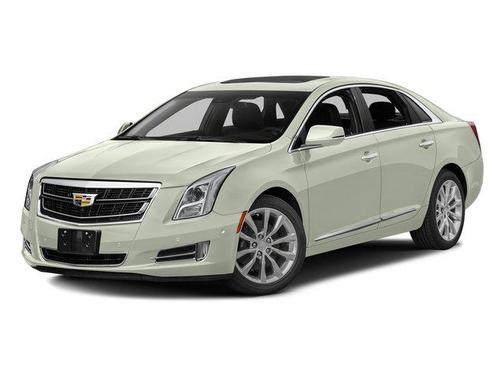 Crystal White Tricoat 2016 Cadillac XTS Luxury