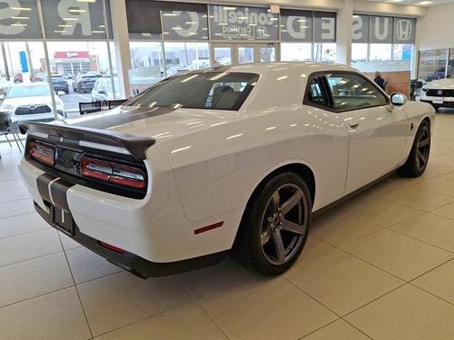 2022 Dodge Challenger SRT Hellcat