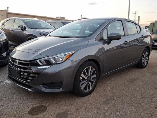 2023 Nissan Versa 1.6 SV