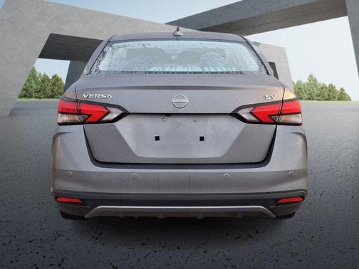 2023 Nissan Versa 1.6 SV