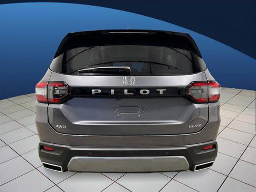 Modern Steel Metallic 2026 Honda Pilot Elite