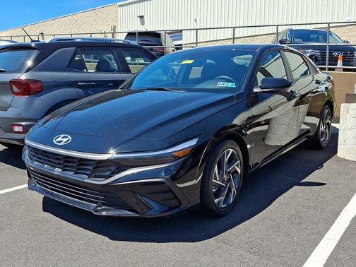 Abyss Black 2025 Hyundai ELANTRA Sport