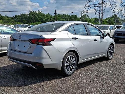 2025 Nissan Versa 1.6 S