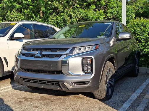 Mercury Gray Metallic 2024 Mitsubishi Outlander Sport SE