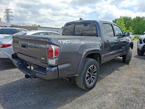 2022 Toyota Tacoma TRD Sport