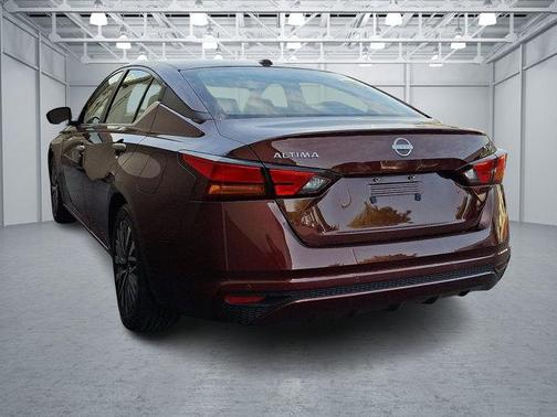 Garnet Pearl Metallic 2024 Nissan Altima 2.5 SV