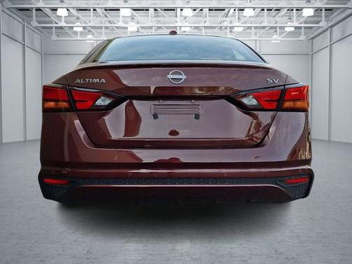 Garnet Pearl Metallic 2024 Nissan Altima 2.5 SV